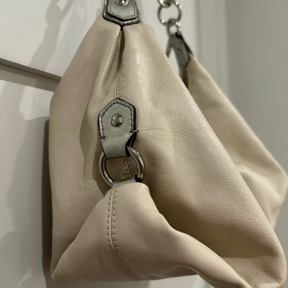 Coach Ashley Hobo Bag - Picture 4 of 10